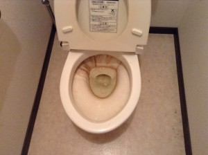 トイレの輪ジミ除去