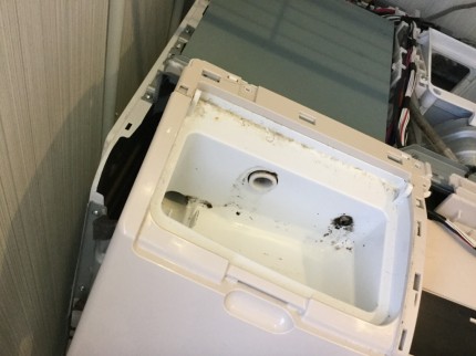日立洗濯機BD分解洗浄