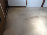 キッチン床の汚れ除去