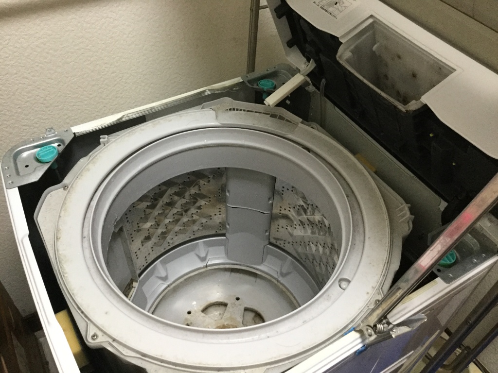 Panasonic NA-FA80H2 洗濯機分解洗浄｜佐久市のハウスクリーニングなら